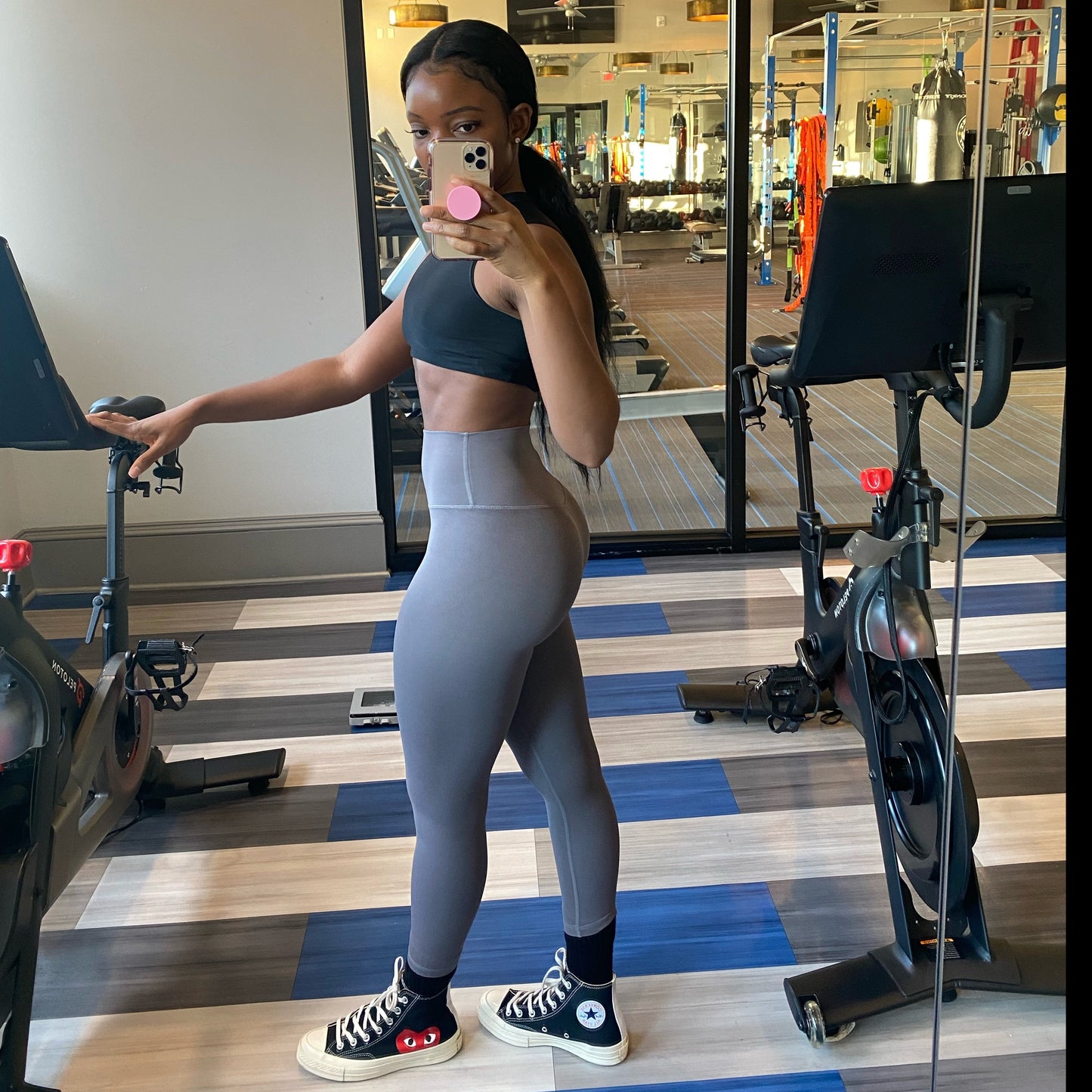 Grey stretch yoga leggings